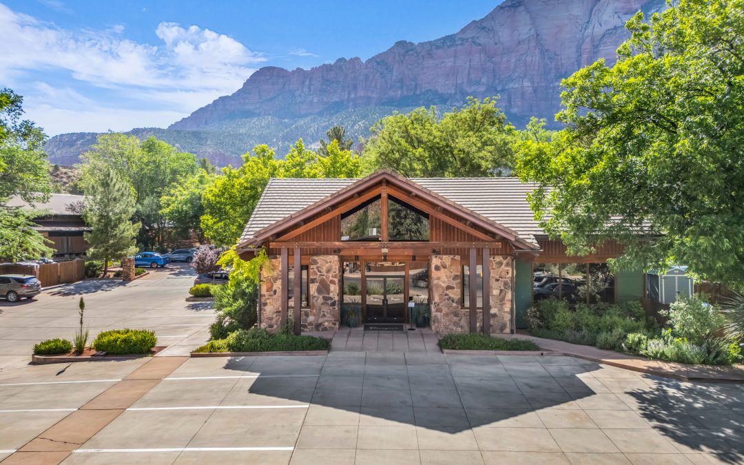 Romantic Retreat: Flanigan’s Resort & Spa is the Perfect Couple’s Getaway