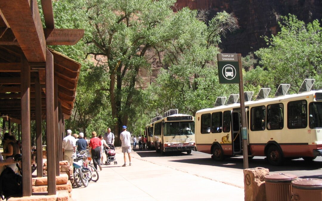 The Ultimate 2025 Zion National Park Shuttle Guide